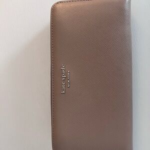 Kate Spade Taupe Zip Wallet
